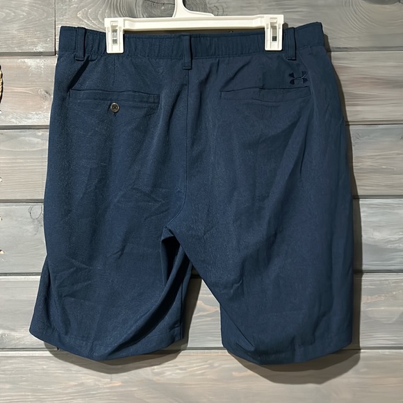UnderArmour shorts 7” inseam - Picture 3 of 5
